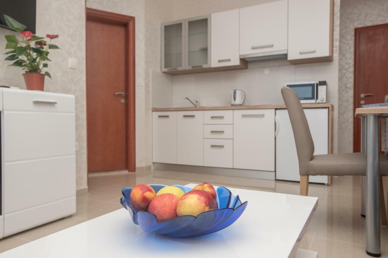 Apartmani Stella Maris Макарска Экстерьер фото