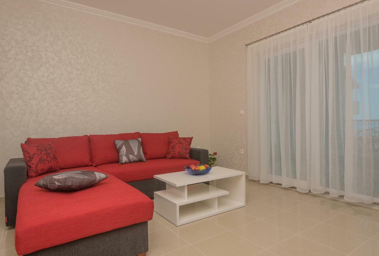Apartmani Stella Maris Макарска Экстерьер фото