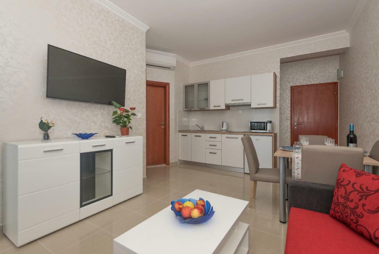 Apartmani Stella Maris Макарска Экстерьер фото
