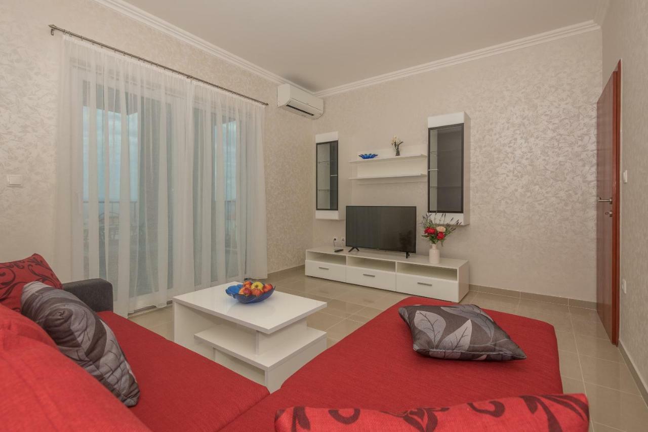 Apartmani Stella Maris Макарска Экстерьер фото